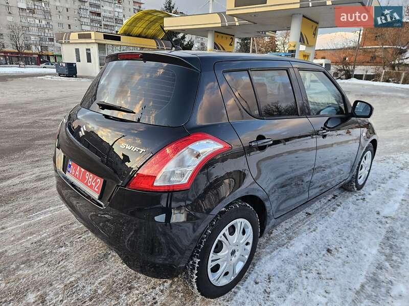 Хэтчбек Suzuki Swift 2013 в Житомире