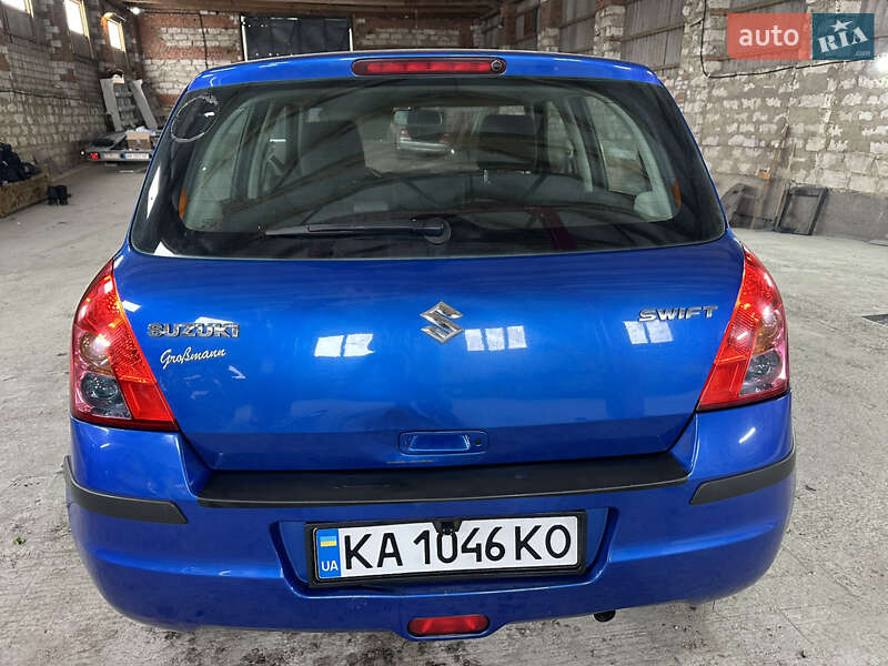 Хэтчбек Suzuki Swift 2009 в Тульчине