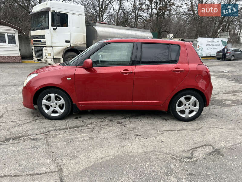 Хэтчбек Suzuki Swift 2007 в Днепре