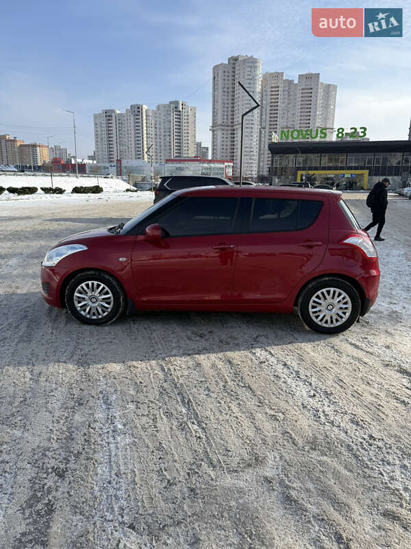 Хэтчбек Suzuki Swift 2011 в Киеве фото 8 Хэтчбек Suzuki Swift 2011 в Киеве