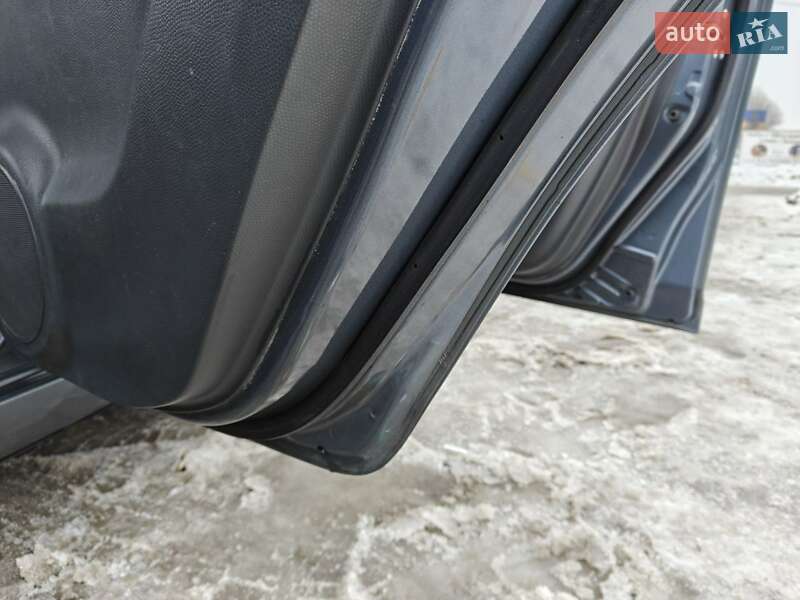 Хэтчбек Suzuki Swift 2007 в Киеве фото 16 Хэтчбек Suzuki Swift 2007 в Киеве