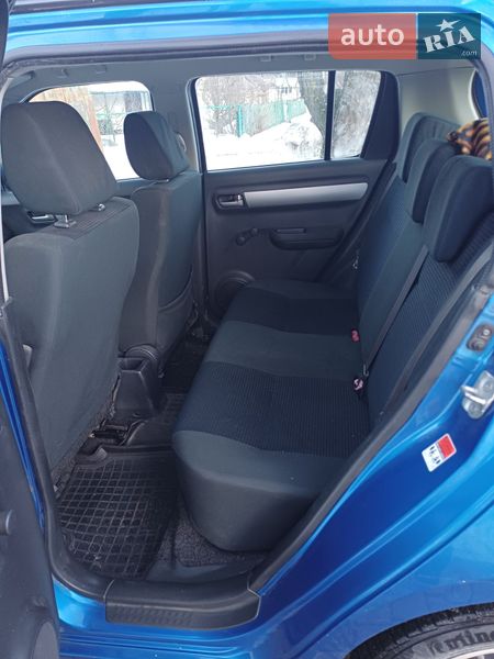 Хэтчбек Suzuki Swift 2009 в Лановцах