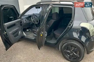 Хэтчбек Suzuki Swift 2007 в Киеве