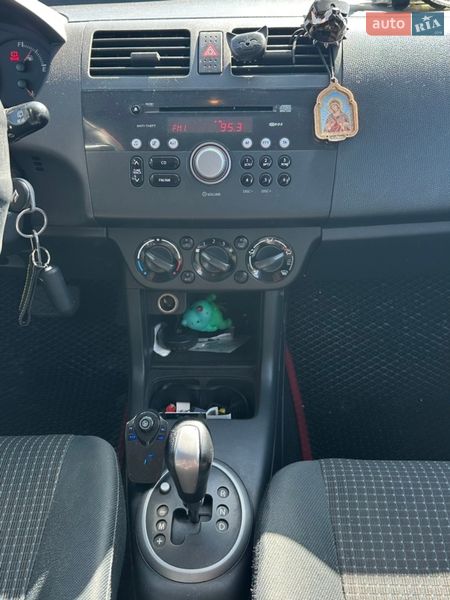 Хэтчбек Suzuki Swift 2005 в Днепре фото 32 Хэтчбек Suzuki Swift 2005 в Днепре