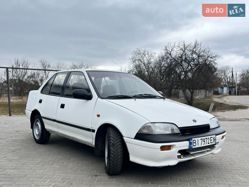 Седан Suzuki Swift 1996 в Кременчуге