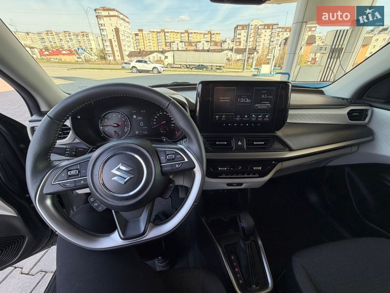 Хетчбек Suzuki Swift 2025 в Хмельницькому фото 33 Хетчбек Suzuki Swift 2025 в Хмельницькому
