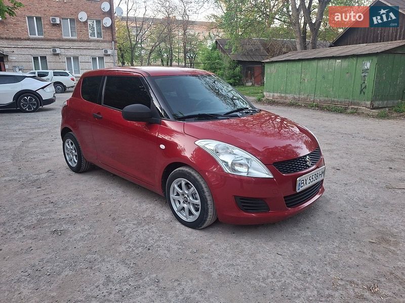 2010 Suzuki Swift, VIN TSMNZA72S00111354:plate — фото 1 (autoria)