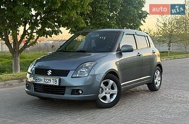Хэтчбек Suzuki Swift 2007 в Одессе