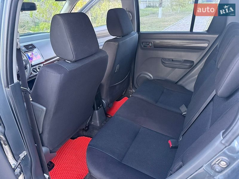 Хэтчбек Suzuki Swift 2007 в Одессе