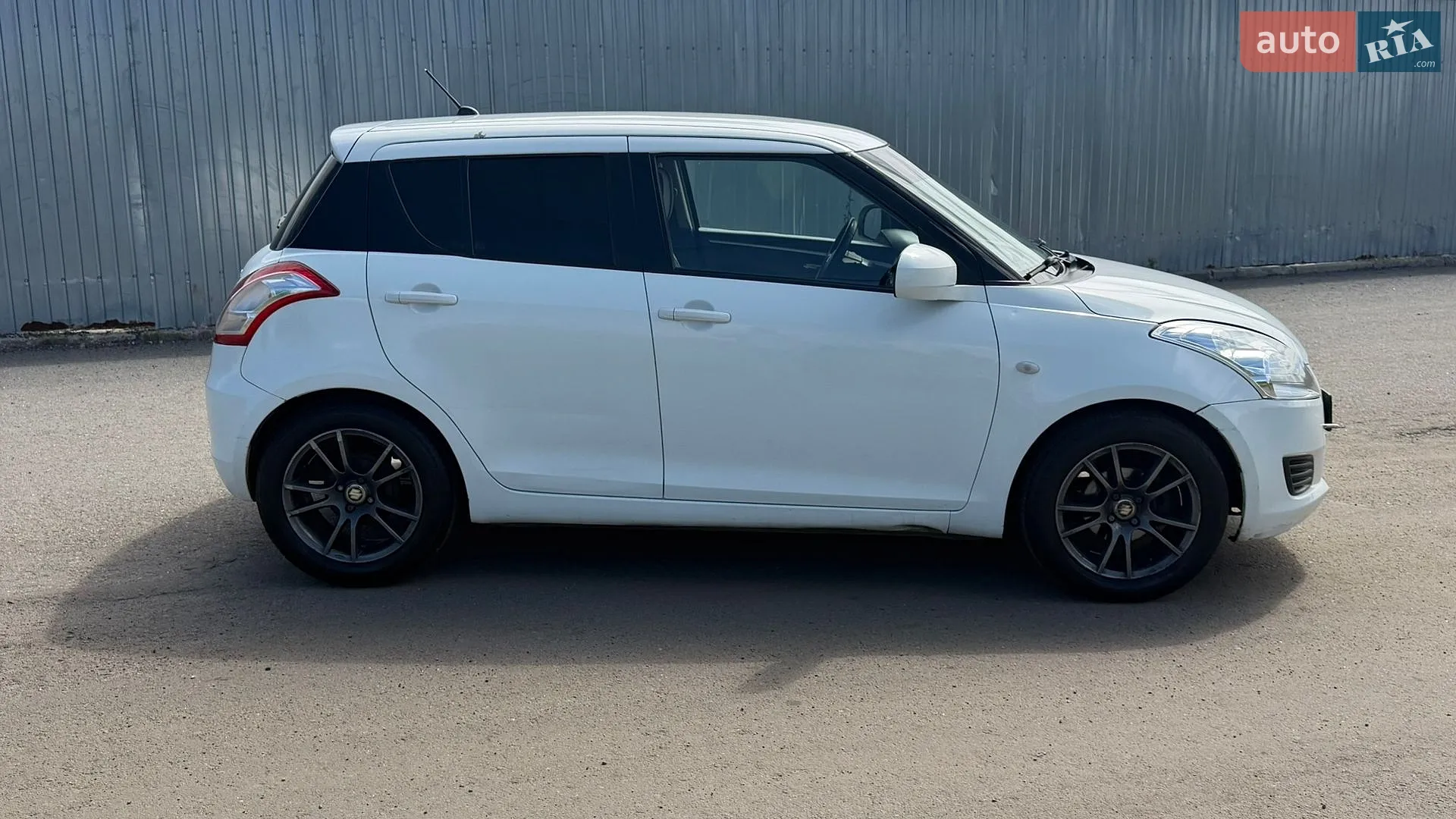 Suzuki Swift 2011 VIN TSMNZC72S00124174 фото оголошення 13 з 36