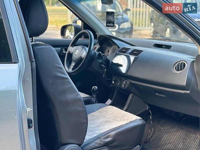Хетчбек Suzuki Swift 2008 в Харкові фото 7 Хетчбек Suzuki Swift 2008 в Харкові