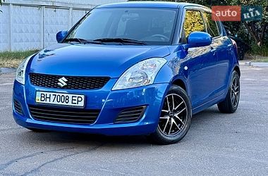 Хэтчбек Suzuki Swift 2013 в Одессе Хэтчбек Suzuki Swift 2013 в Одессе