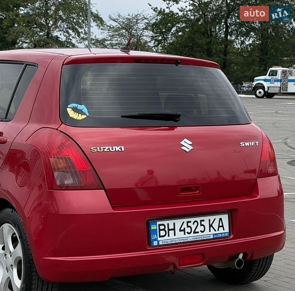 Хэтчбек Suzuki Swift 2007 в Одессе
