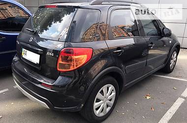 Хэтчбек Suzuki SX4 2011 в Киеве