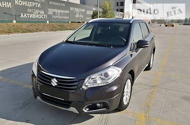 Внедорожник / Кроссовер Suzuki SX4 2015 в Киеве