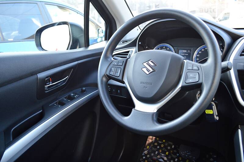 Позашляховик / Кросовер Suzuki SX4 2014 в Одесі