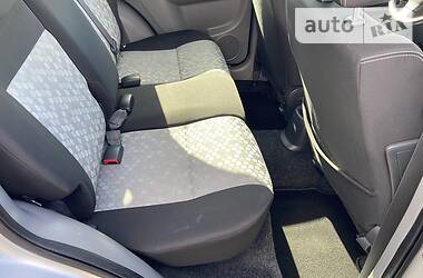 Позашляховик / Кросовер Suzuki SX4 2013 в 