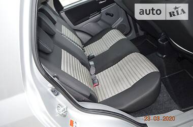 Позашляховик / Кросовер Suzuki SX4 2012 в 