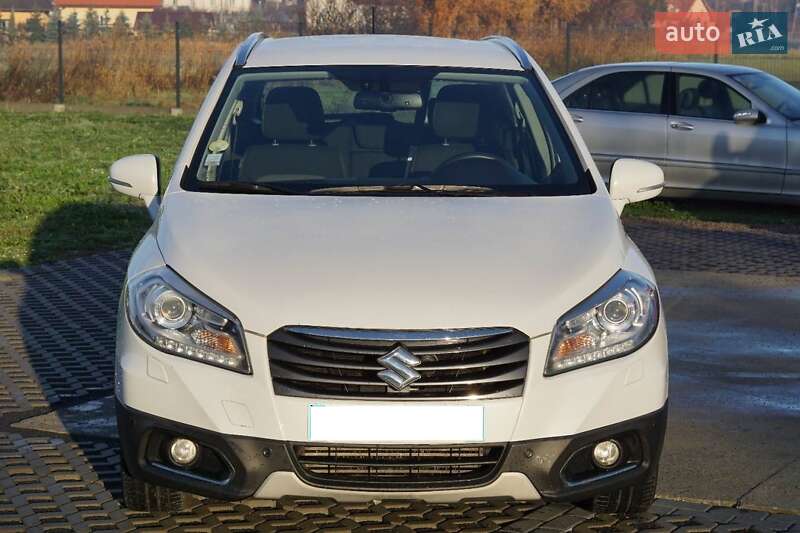 Внедорожник / Кроссовер Suzuki SX4 2014 в Луцке