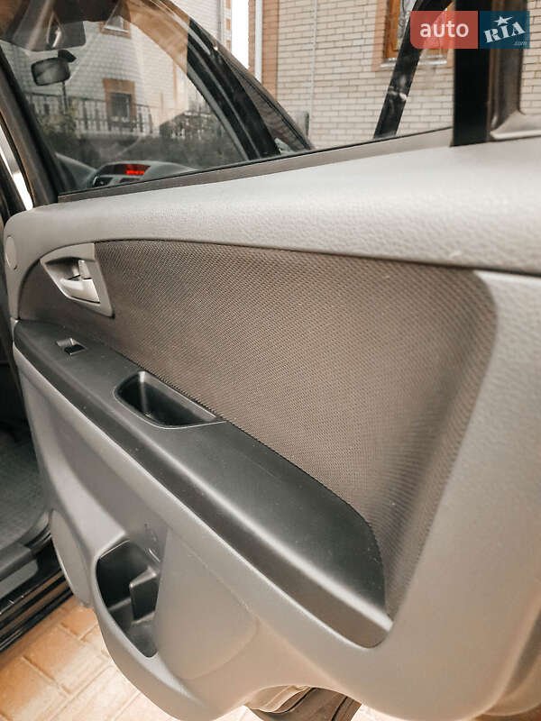 Седан Suzuki SX4 2008 в Кременчуге