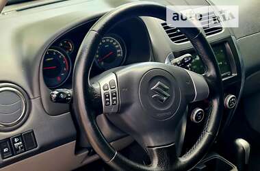 Хэтчбек Suzuki SX4 2011 в 