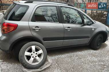 Внедорожник / Кроссовер Suzuki SX4 2011 в 