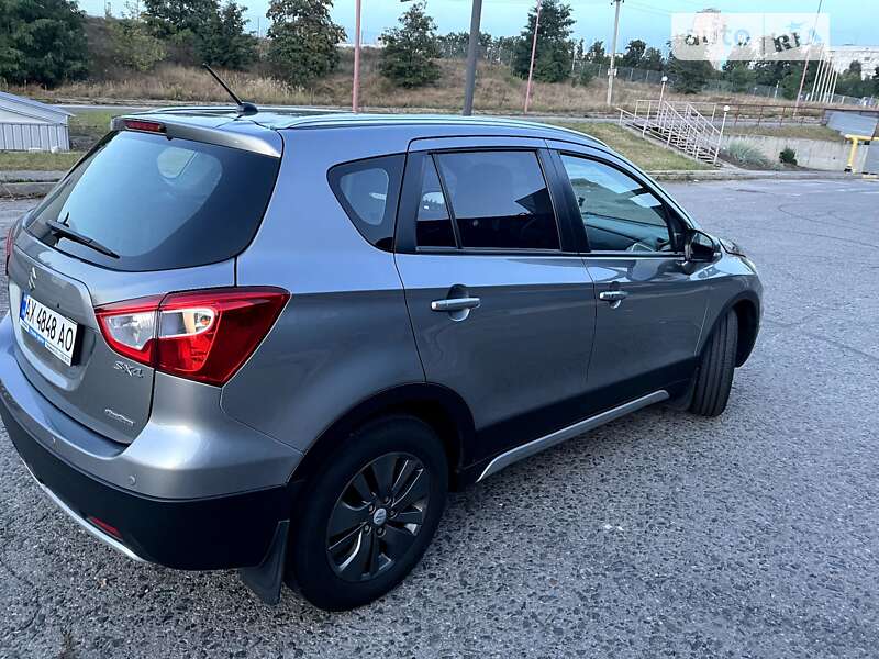 Позашляховик / Кросовер Suzuki SX4 2014 в Харкові