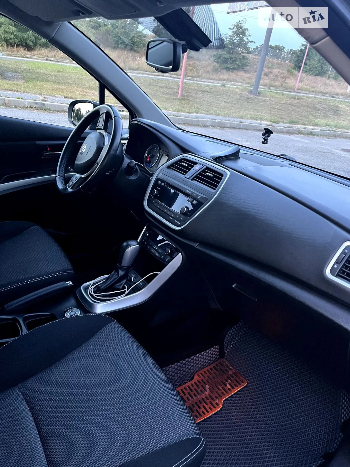 2014 Suzuki SX4 - мініатюра 8