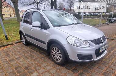 Внедорожник / Кроссовер Suzuki SX4 2012 в Харькове