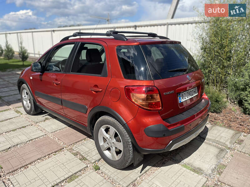 Позашляховик / Кросовер Suzuki SX4 2012 в Ужгороді