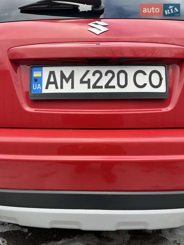 Внедорожник / Кроссовер Suzuki SX4 2012 в Киеве