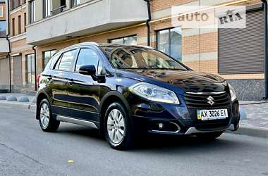 Внедорожник / Кроссовер Suzuki SX4 2014 в Харькове