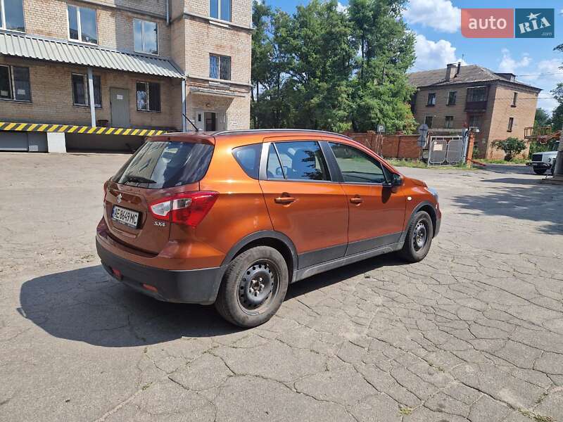 Внедорожник / Кроссовер Suzuki SX4 2019 в Кривом Роге