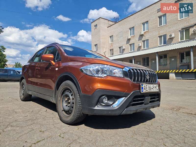 Внедорожник / Кроссовер Suzuki SX4 2019 в Кривом Роге