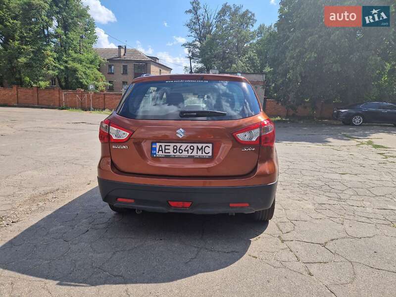 Внедорожник / Кроссовер Suzuki SX4 2019 в Кривом Роге