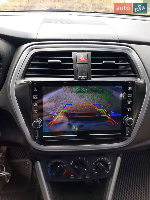 Позашляховик / Кросовер Suzuki SX4 2020 в Харкові