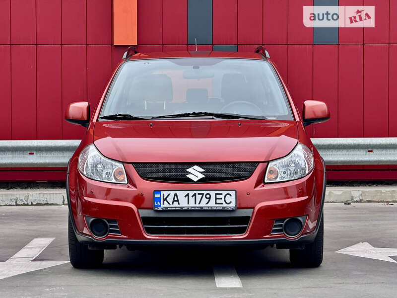 Внедорожник / Кроссовер Suzuki SX4 2011 в Киеве