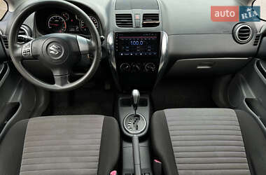 Внедорожник / Кроссовер Suzuki SX4 2012 в Черновцах