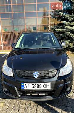 Позашляховик / Кросовер Suzuki SX4 2010 в Києві