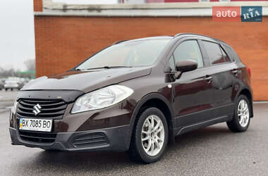 Внедорожник / Кроссовер Suzuki SX4 2014 в Киеве