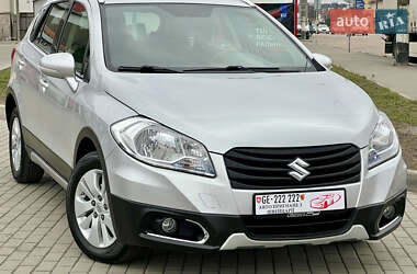 Позашляховик / Кросовер Suzuki SX4 2015 в Житомирі