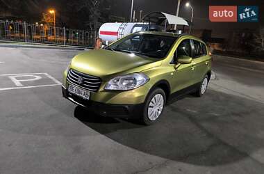 Внедорожник / Кроссовер Suzuki SX4 2014 в Николаеве