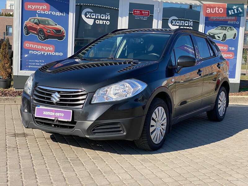 Внедорожник / Кроссовер Suzuki SX4 2016 в Львове