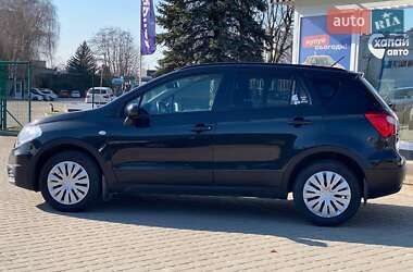 Внедорожник / Кроссовер Suzuki SX4 2016 в 