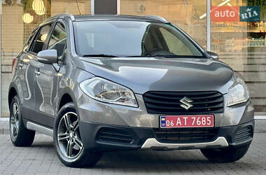 Внедорожник / Кроссовер Suzuki SX4 2016 в 