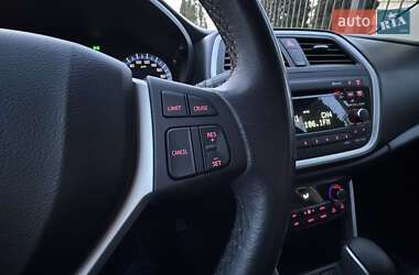 Внедорожник / Кроссовер Suzuki SX4 2016 в 