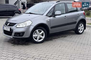 Внедорожник / Кроссовер Suzuki SX4 2013 в 