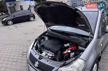 Внедорожник / Кроссовер Suzuki SX4 2013 в 