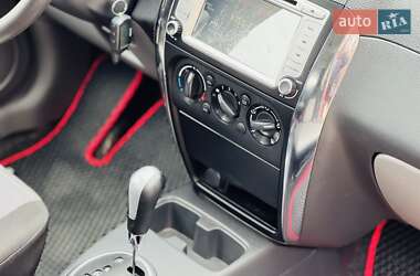Внедорожник / Кроссовер Suzuki SX4 2014 в 