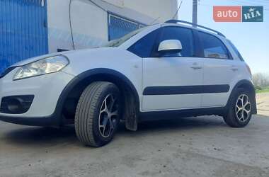 Внедорожник / Кроссовер Suzuki SX4 2011 в 